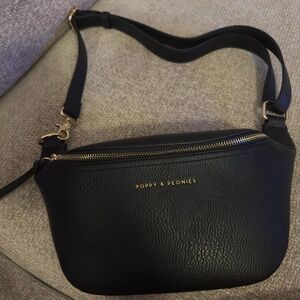 NWT Poppy & Peonies Black Crossbody Bag